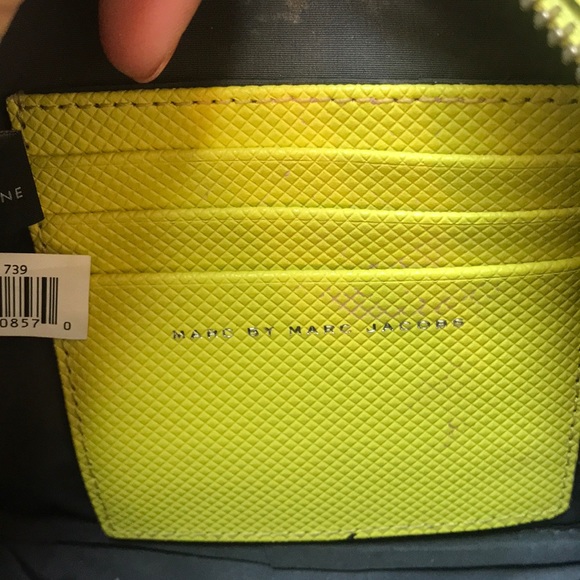 GORGEOUS MARC BY MARC JACOBS crossbody bag! - Picture 4 of 4